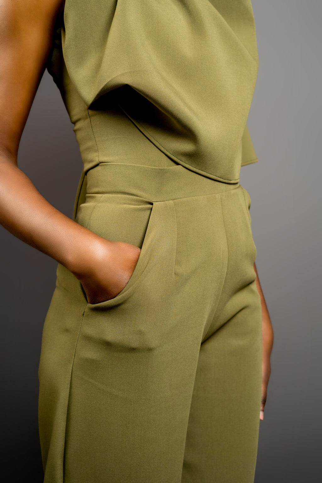 Green wide leg pants (pre-order)